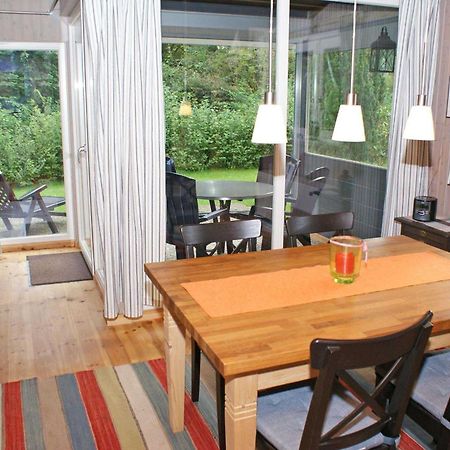 Vila Blockhaus Mit Parkplatz Vor Der Ha Damp Exteriér fotografie